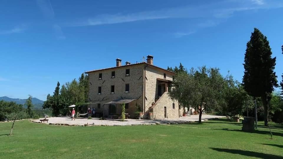Hotel Le Terre Di Caprano à Città di Castello Extérieur photo