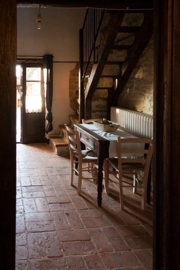 Hotel Le Terre Di Caprano à Città di Castello Extérieur photo